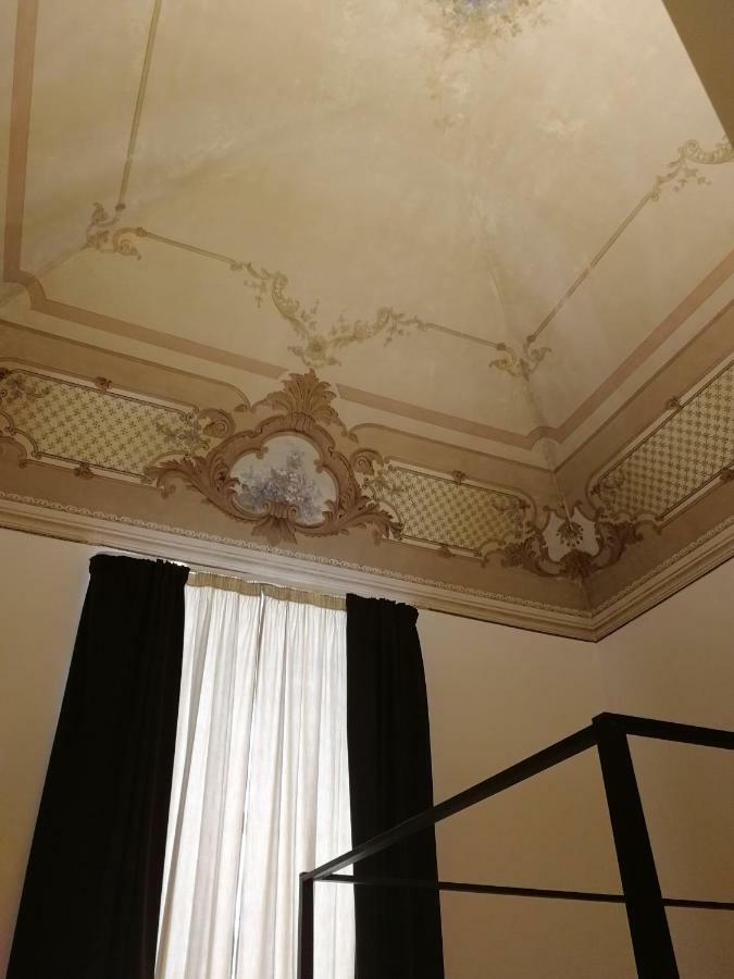 Bed and Breakfast Gatto Bianco Duchessa Bari Exterior foto